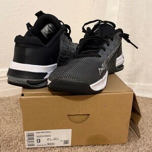 Nike Black and White Men's Athletic Sneakers